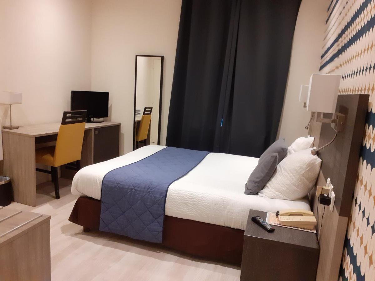 Logis Hotel Restaurant De L'Ecu Монбар Екстер'єр фото